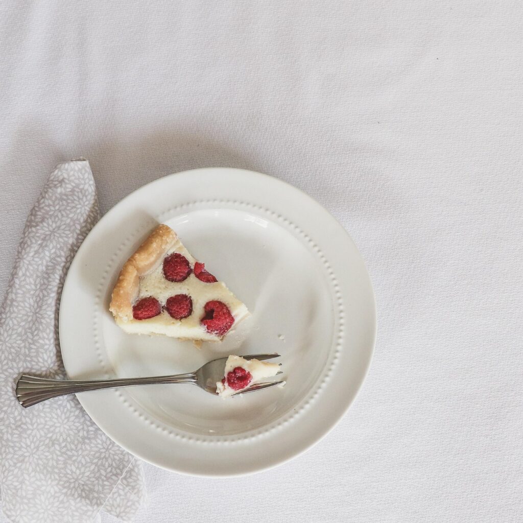 ホットケーキミックスを使った簡単フルーツケーキの作り方は？